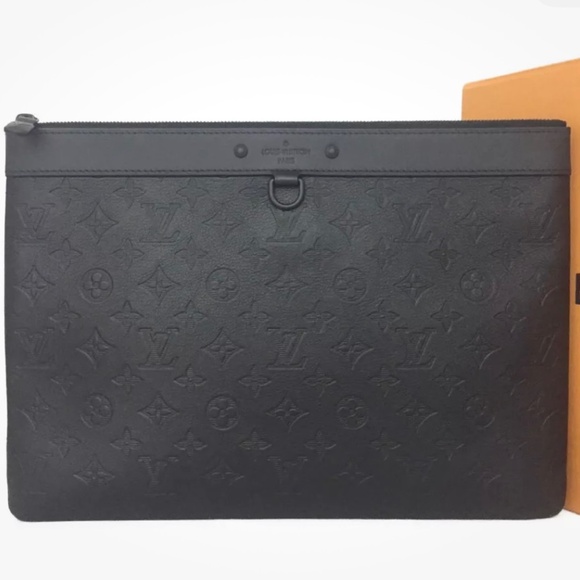 Louis Vuitton Discovery Monogram Shadow Pochette GM - Picture 1 of 7